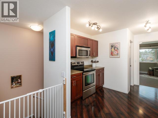 7-484 Range Road Property Photo 14
