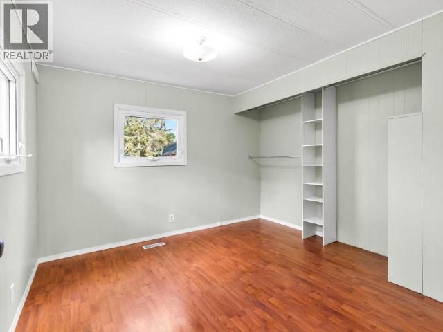 6 Willow Crescent Property Photo 22
