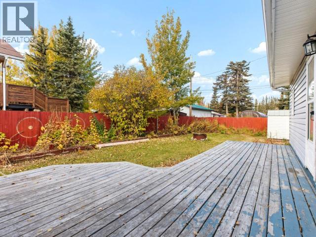 6 Willow Crescent Property Photo 23