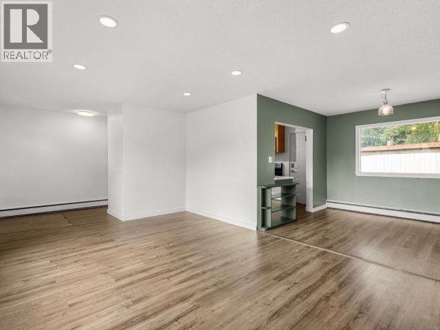 30 Takhini Ave Property Photo 8
