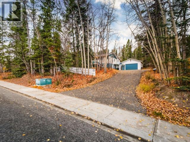 207 Squanga Ave Property Photo 3