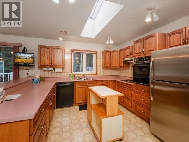 207 Squanga Ave Property Photo 7