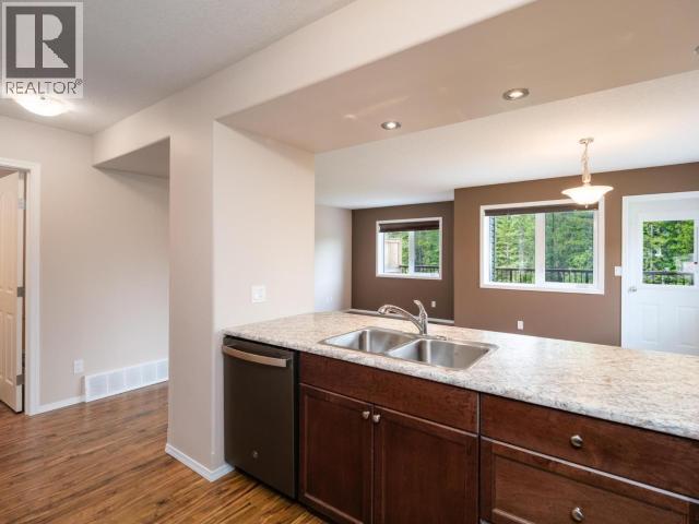 3-15 Goldeneye Place Property Photo 9