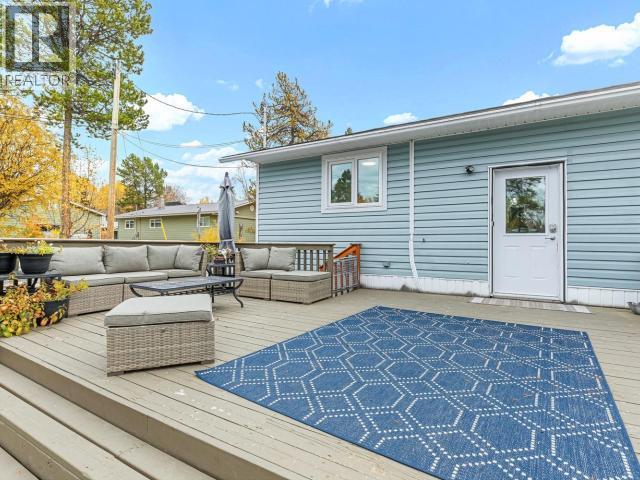 29 10th Avenue Property Photo 12