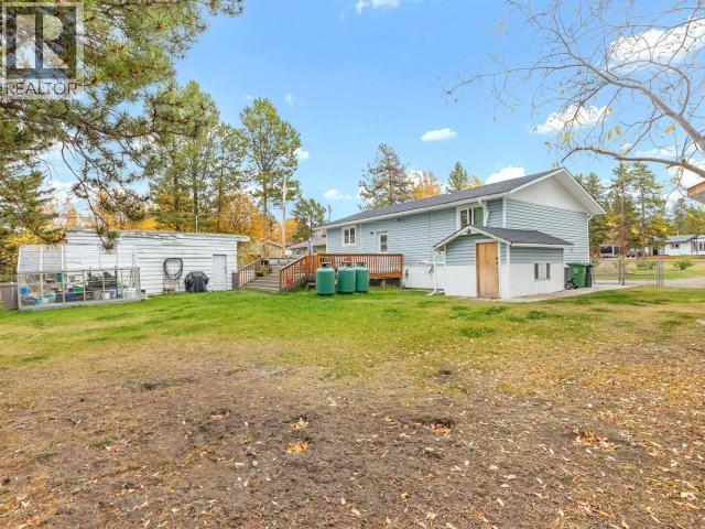 29 10th Avenue Property Photo 20