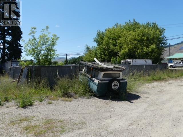 353 Shuswap Avenue Property Photo 7