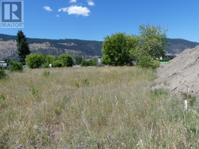 353 Shuswap Avenue Property Photo 13