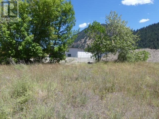 353 Shuswap Avenue Property Photo 15