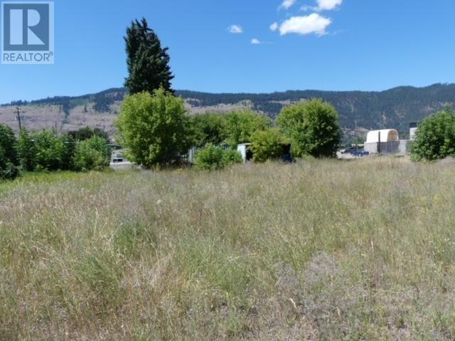 353 Shuswap Avenue Property Photo 17