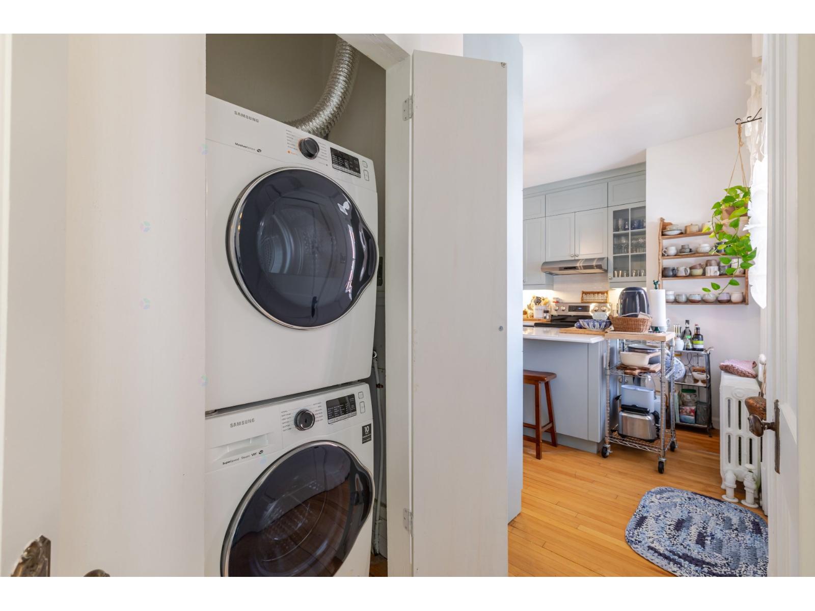 958 Boul. St-joseph E. Property Photo 24