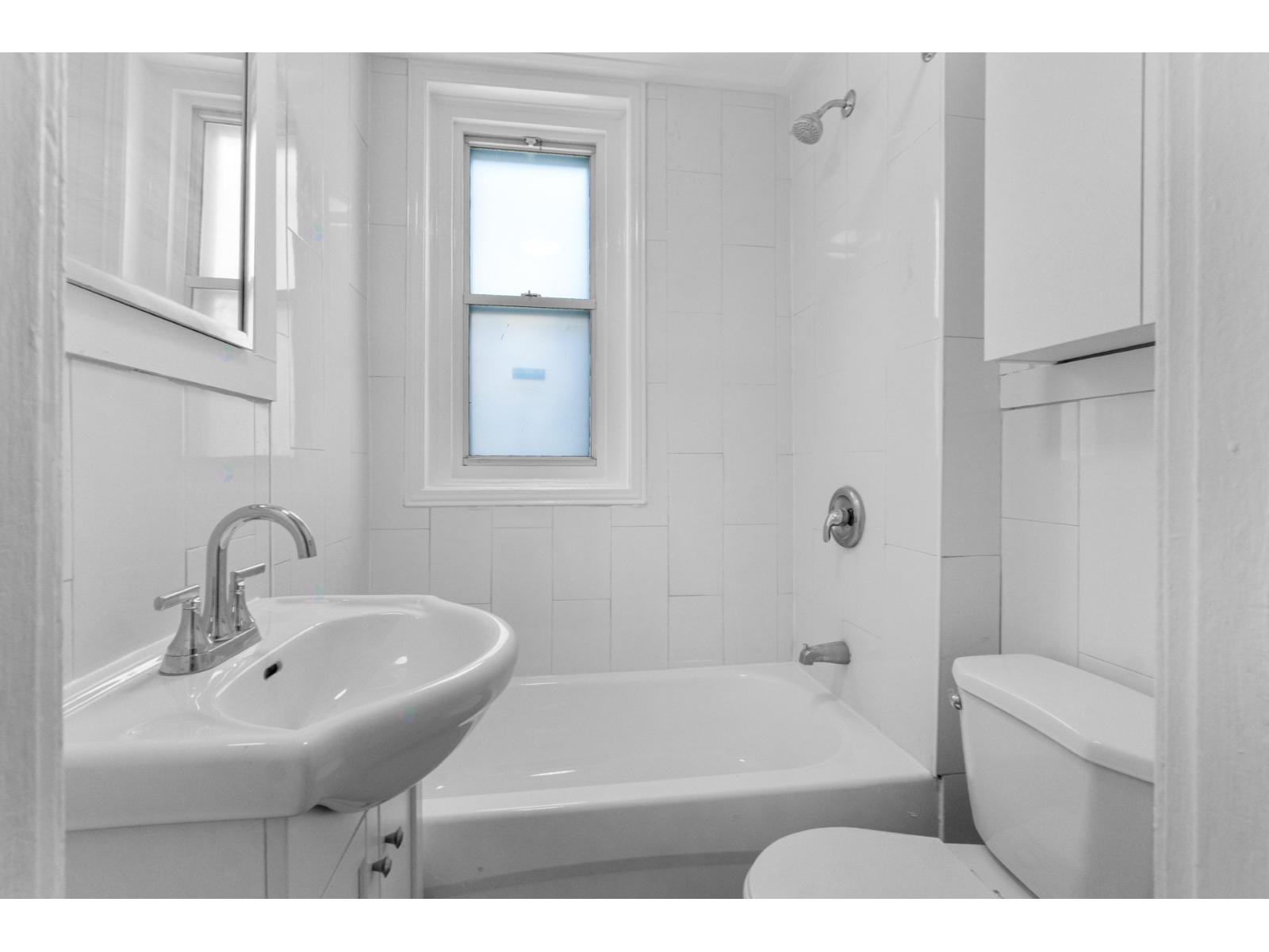 5201 Rue Sherbrooke O., #12a Property Photo 11