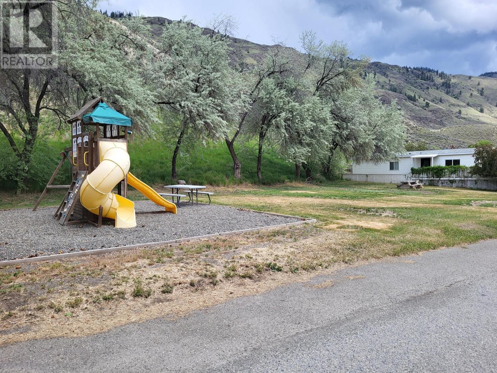 3099 Shuswap Road Unit# 7 Property Photo 4