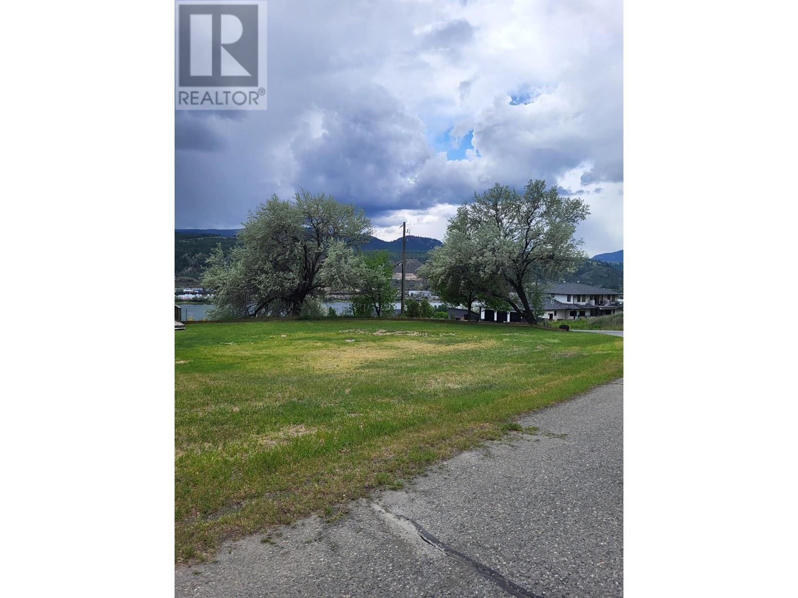 3099 Shuswap Road Unit# 7 Property Photo 22