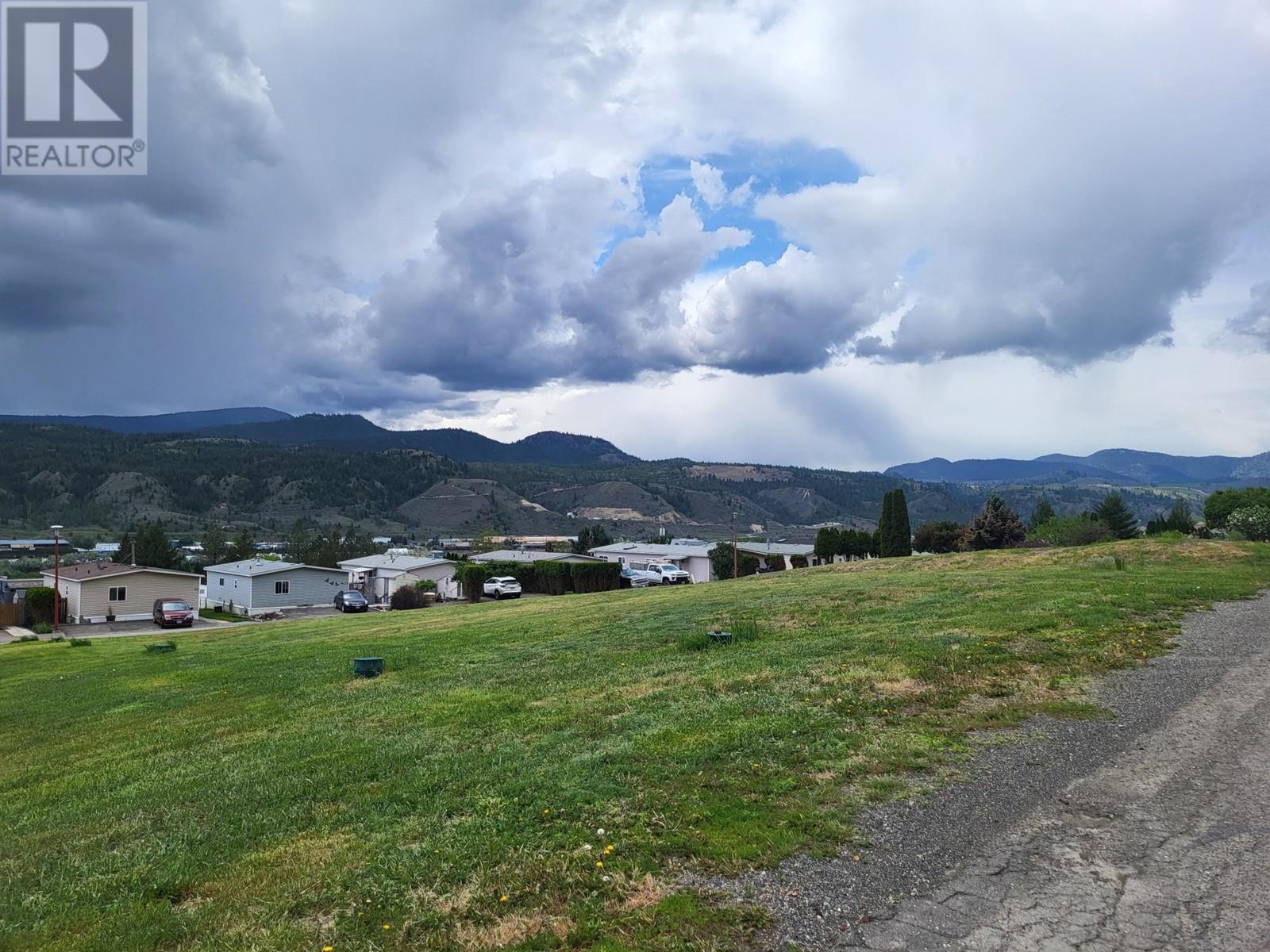 3099 Shuswap Road Unit# 8 Property Photo 12
