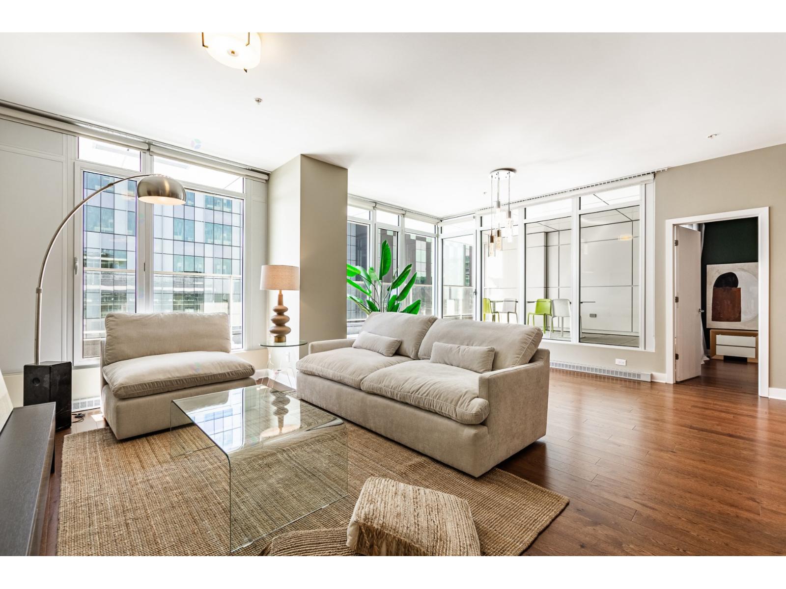 1150 Rue St-denis, #1503 Property Photo 1