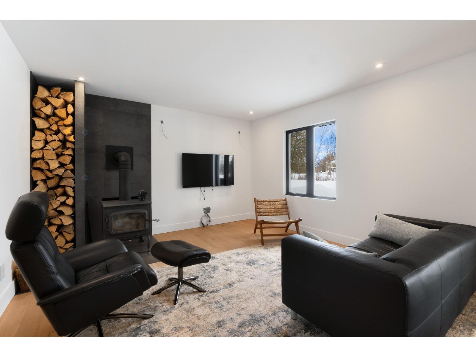 692z Ch. Des Baies Property Photo 36