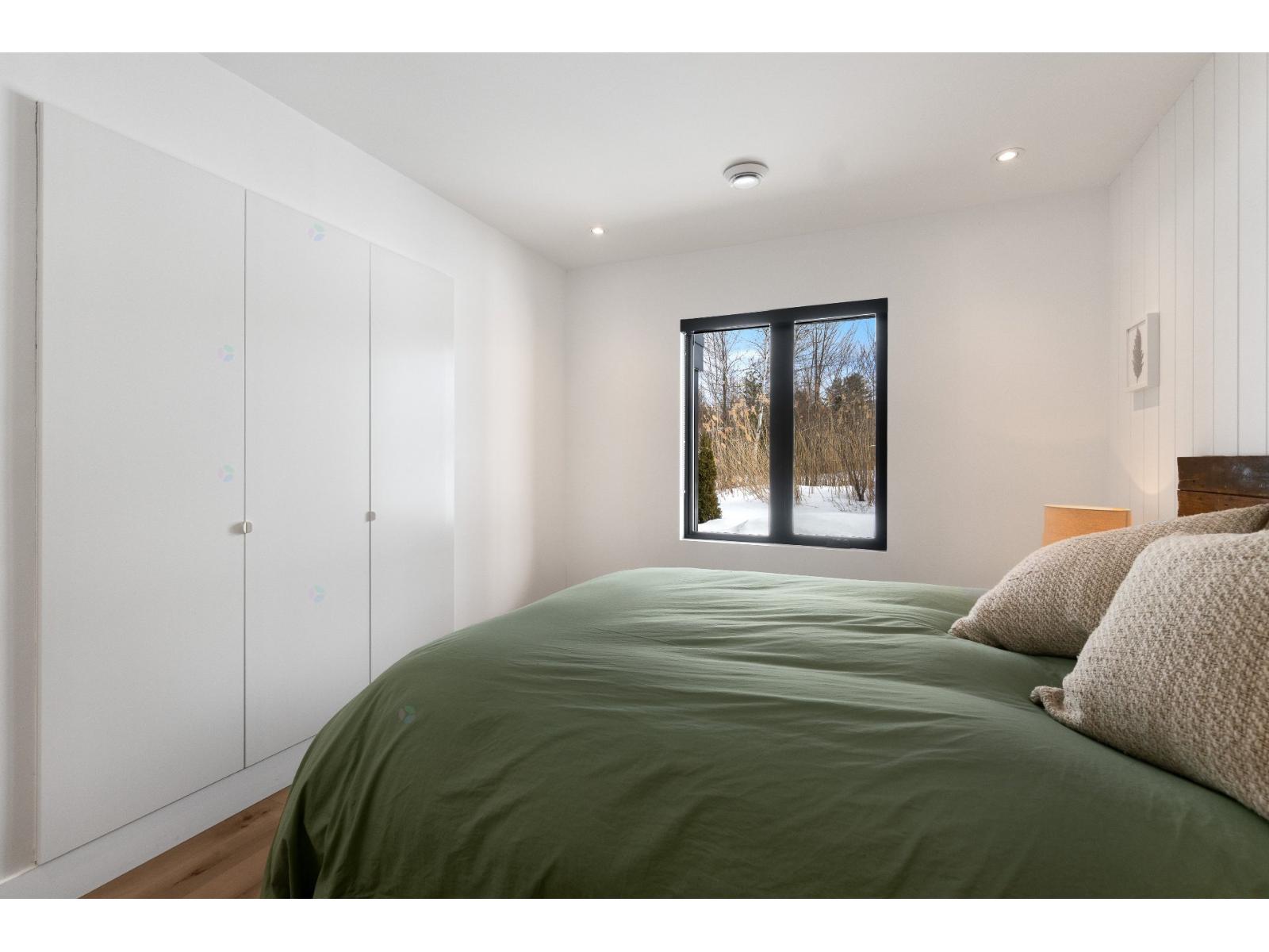 692z Ch. Des Baies Property Photo 42
