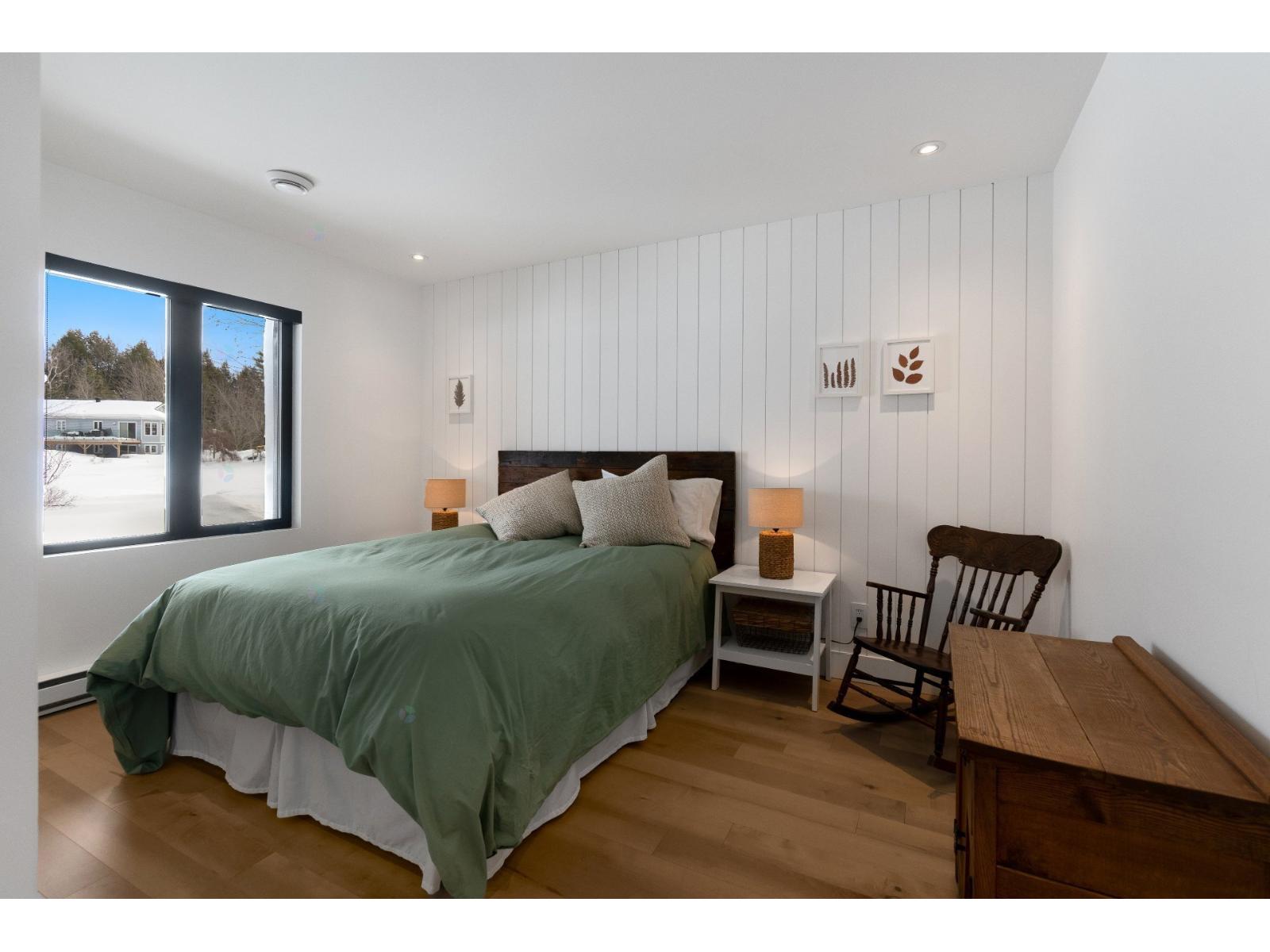 692z Ch. Des Baies Property Photo 43