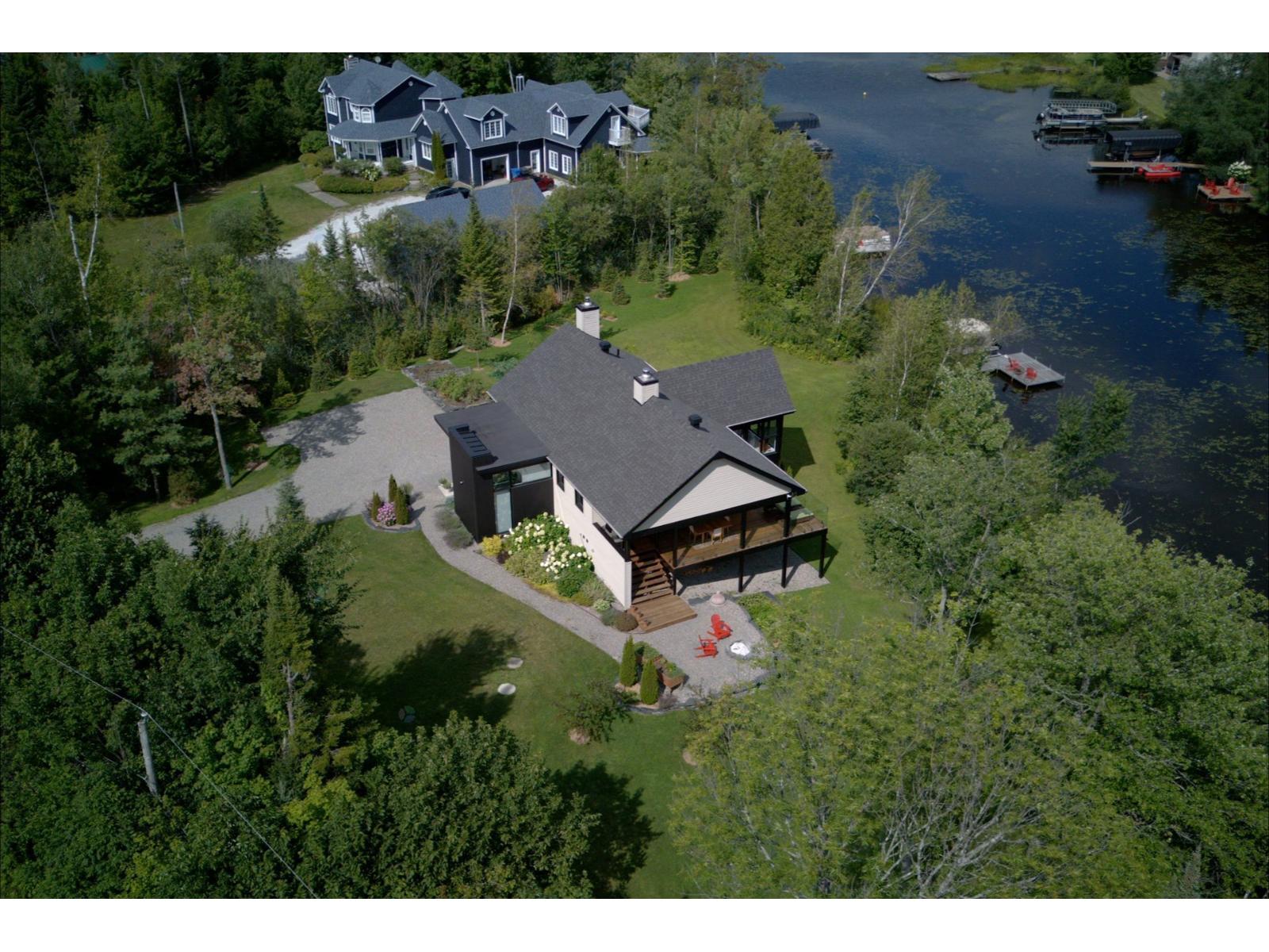 692z Ch. Des Baies Property Photo 58