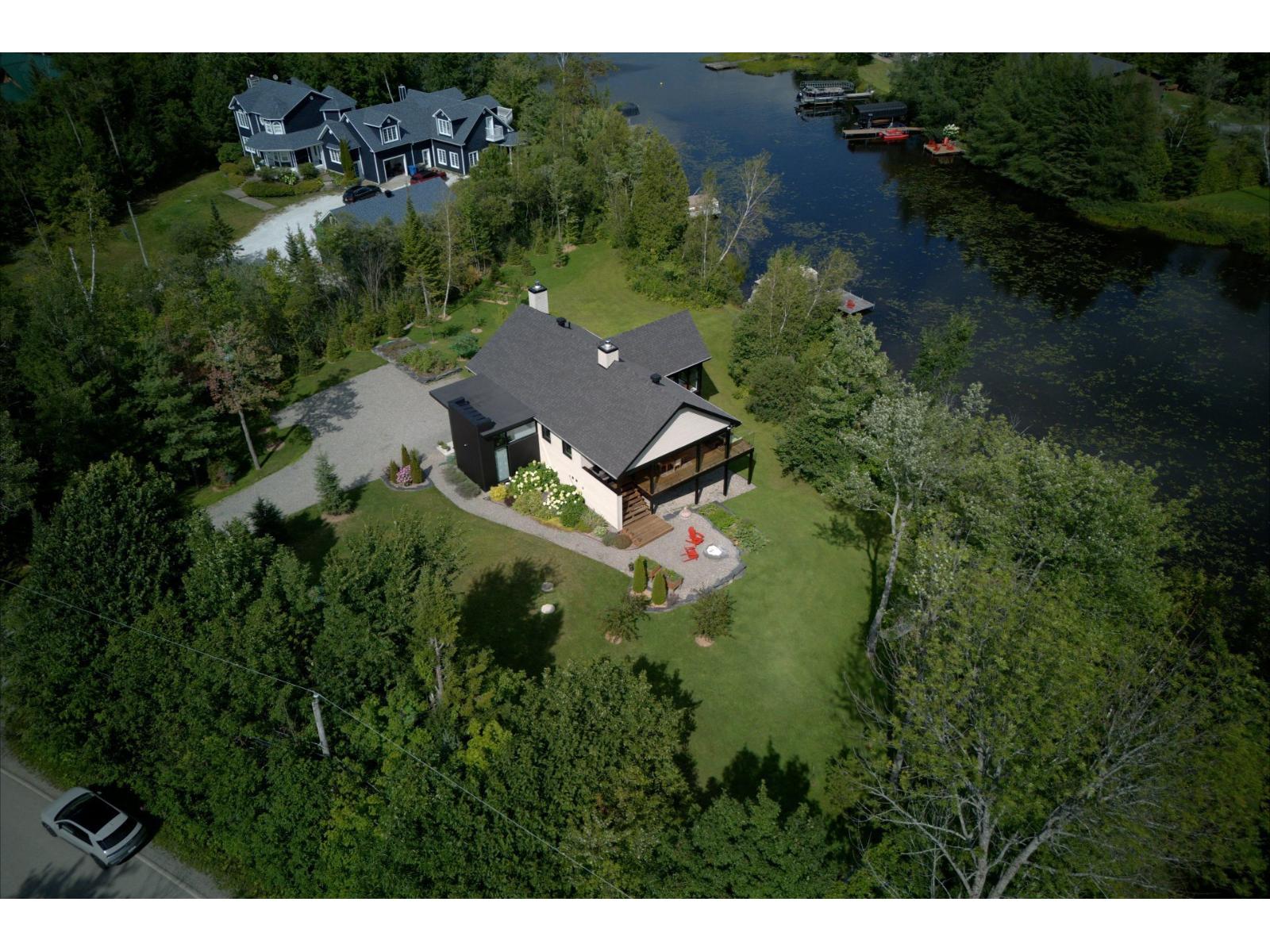 692z Ch. Des Baies Property Photo 65