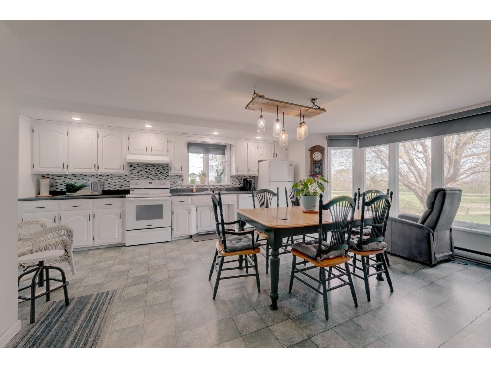 204z Route 116 O. Property Photo 9