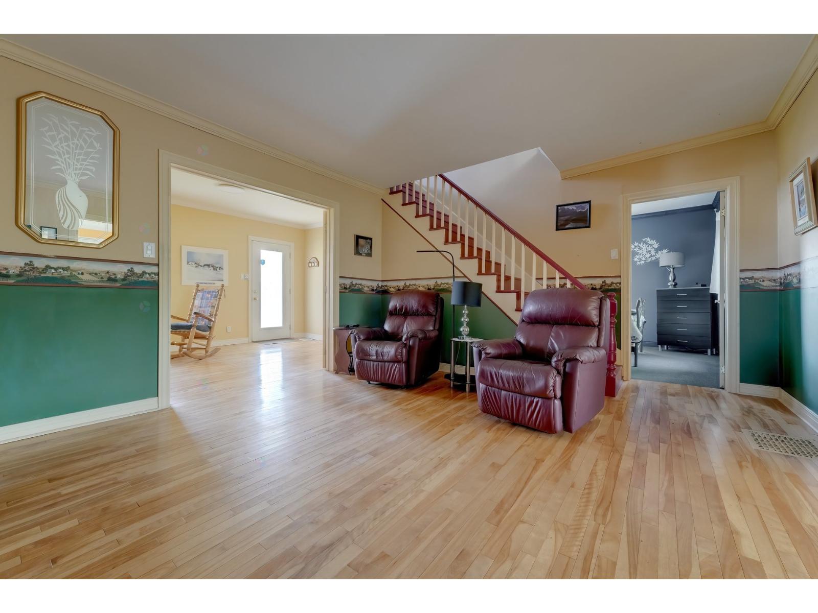 204z Route 116 O. Property Photo 14