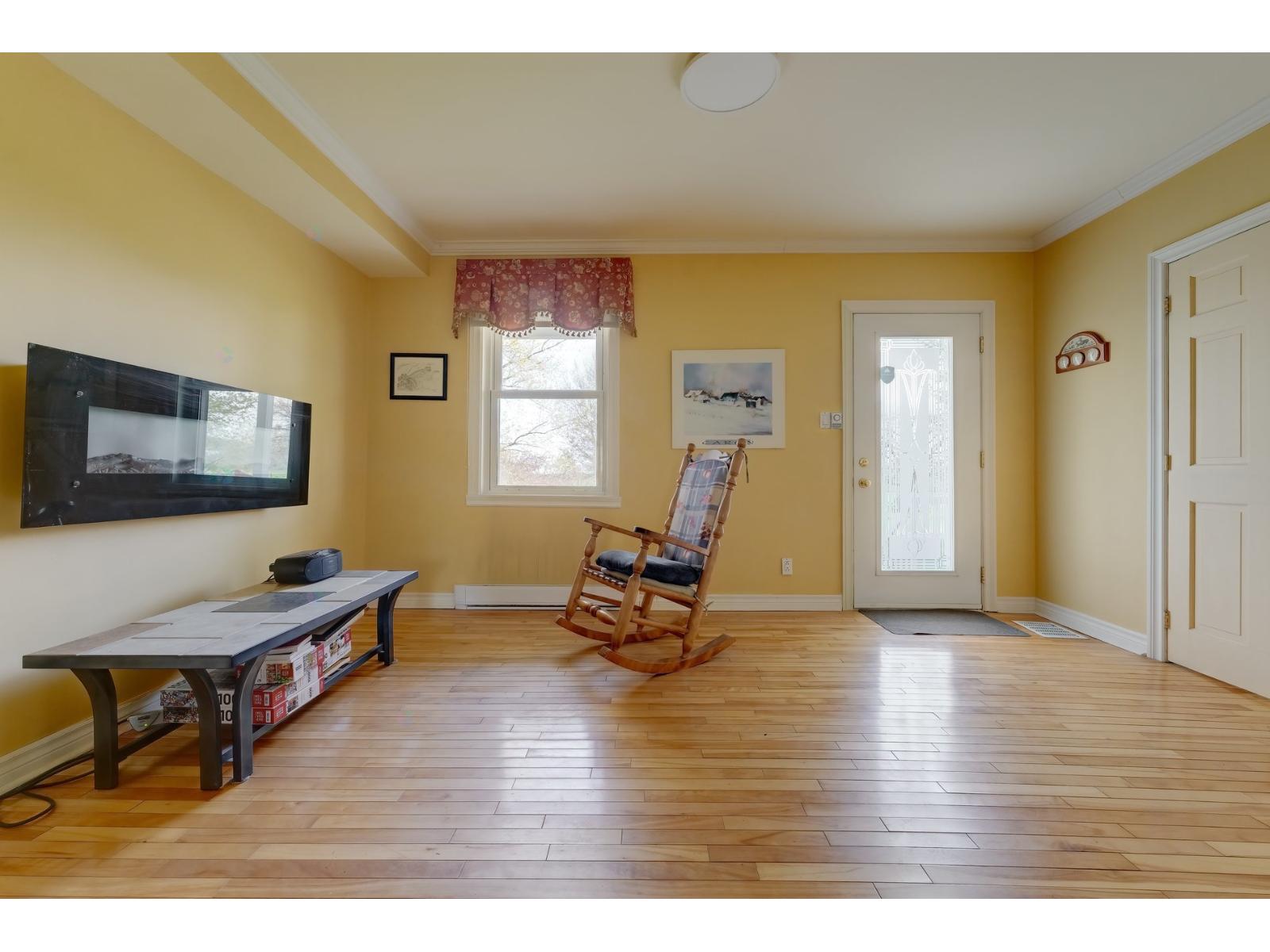 204z Route 116 O. Property Photo 15