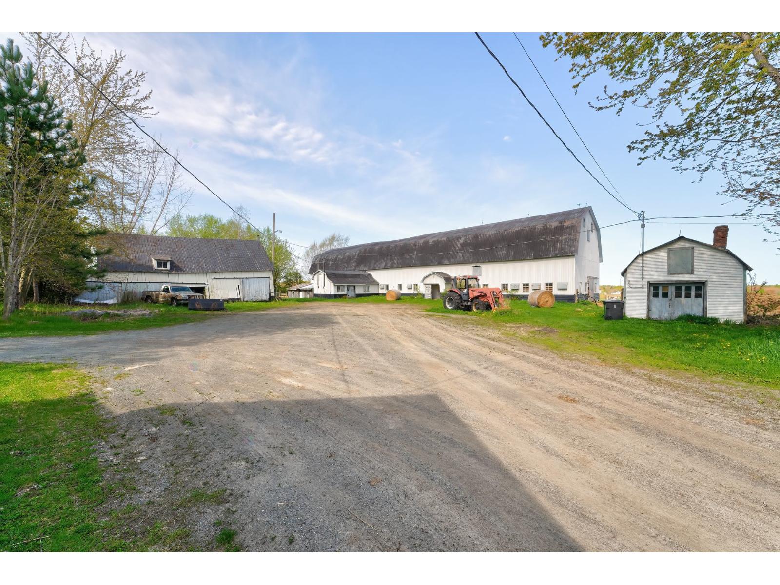 204z Route 116 O. Property Photo 32