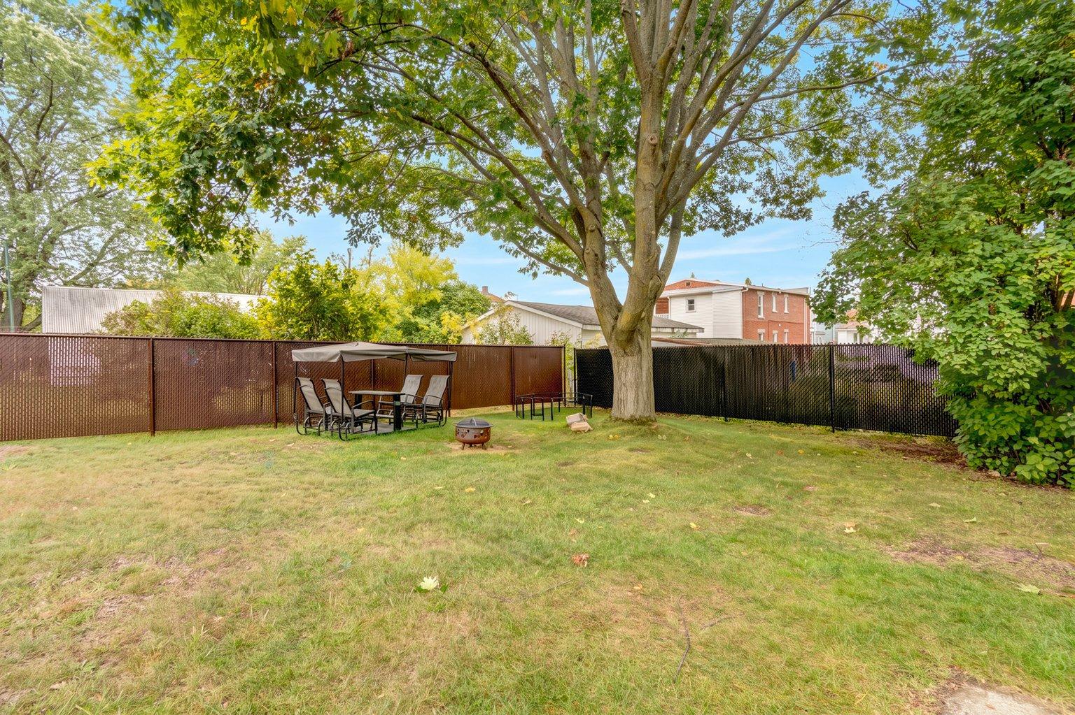1210-1214 Rue Jogues Property Photo 8