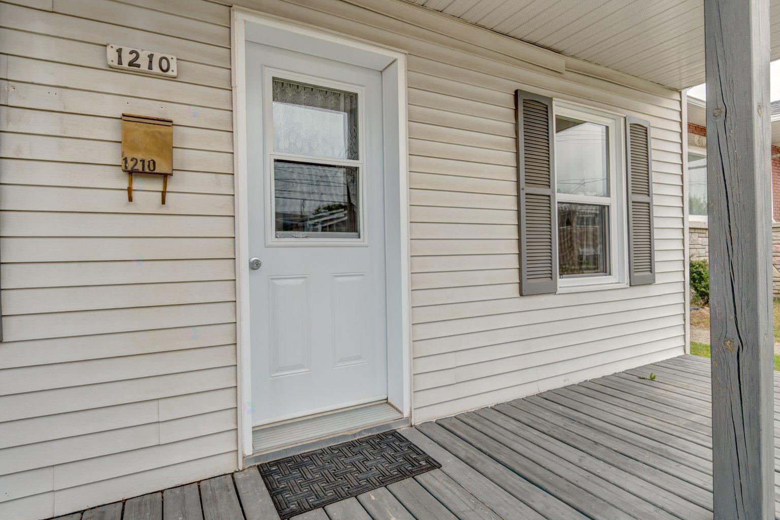 1210-1214 Rue Jogues Property Photo 9