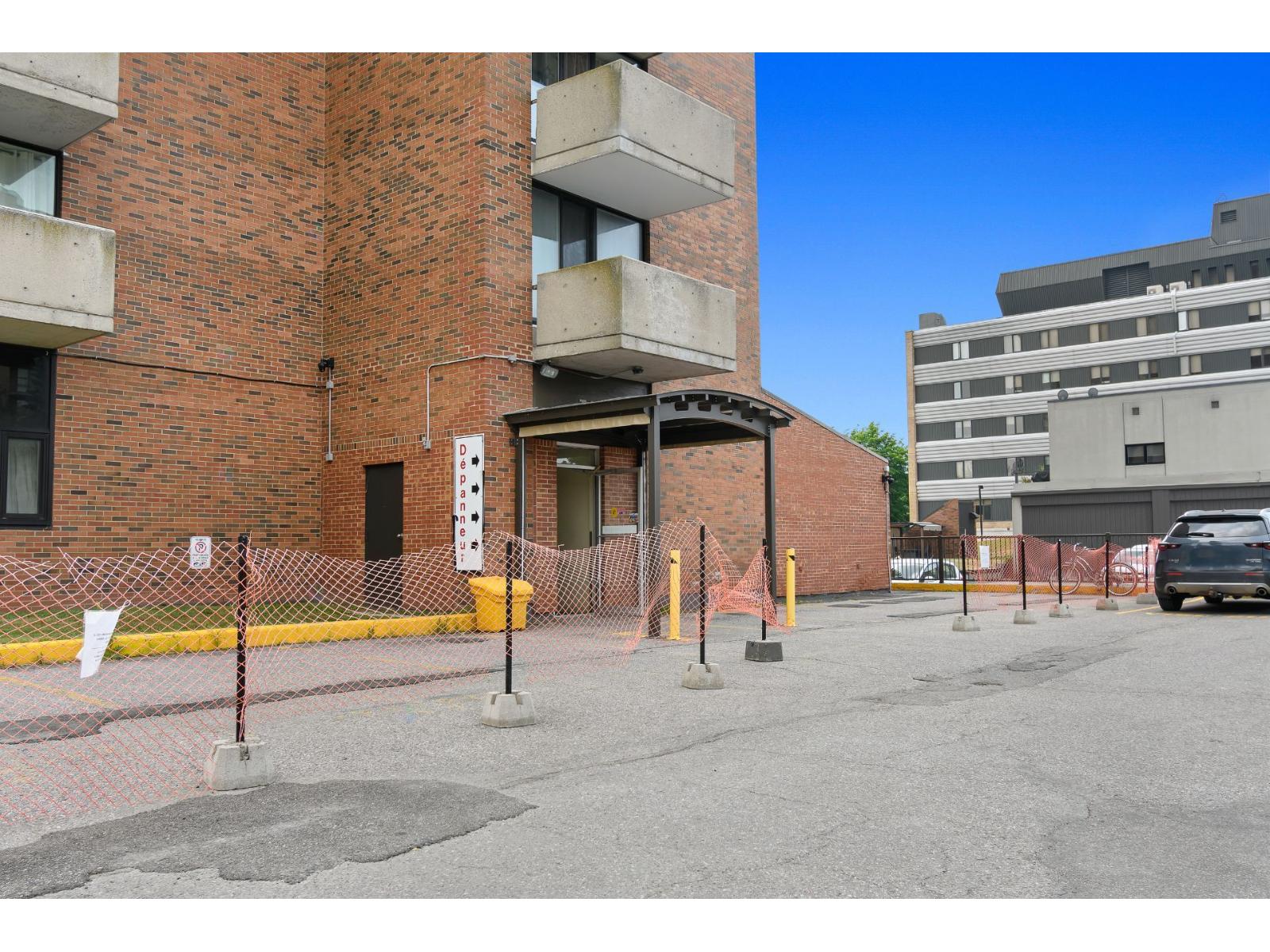 285 Rue Laurier, #1101 Property Photo 27