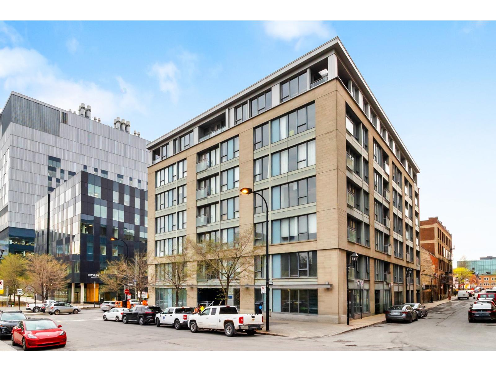 304 Rue St-Antoine E.