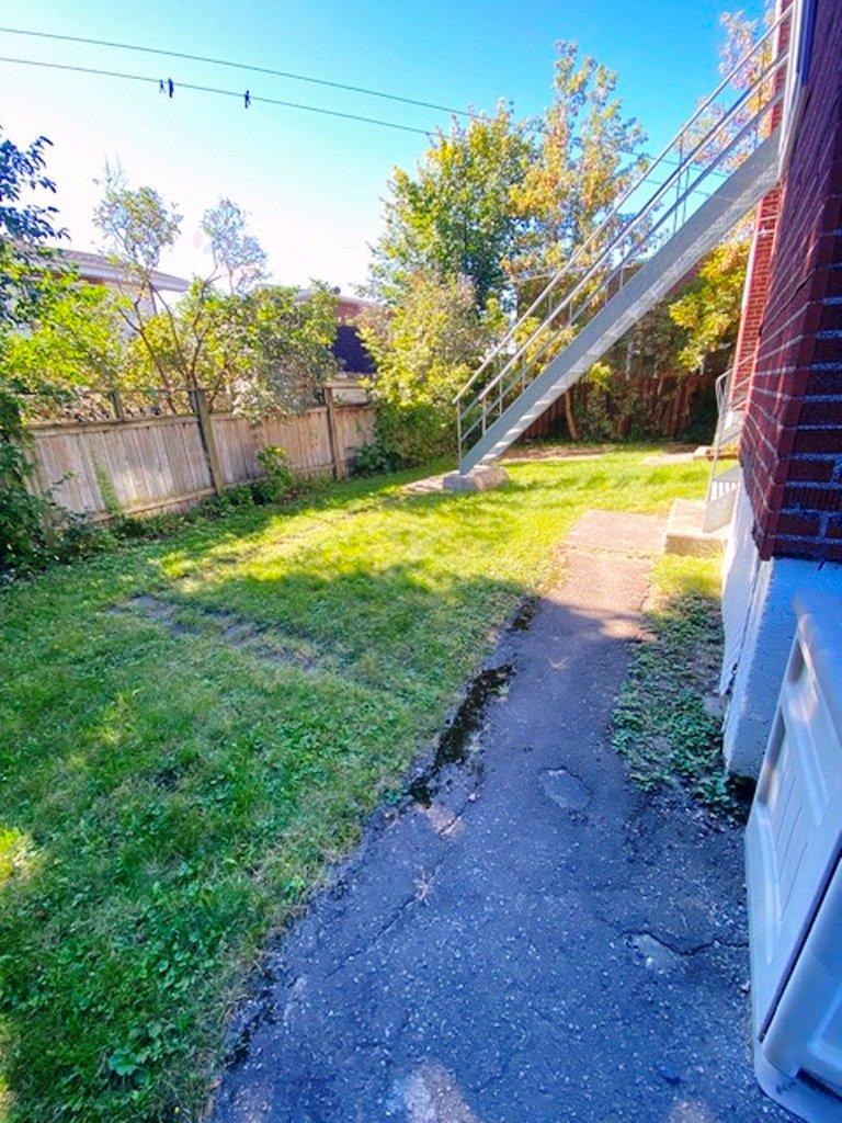 5176-5182 Rue St-germain Property Photo 6