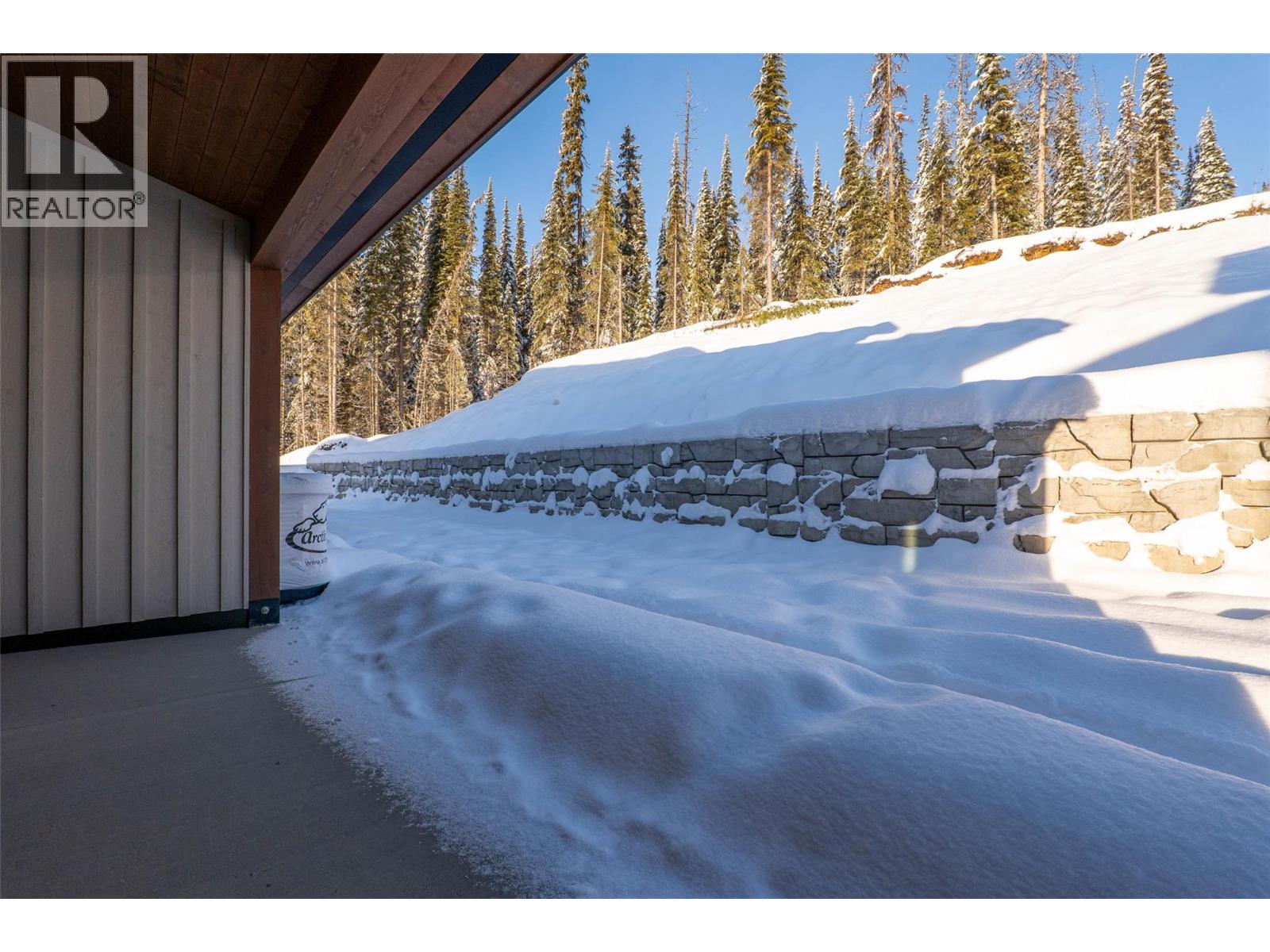 7000 Mcgillivray Lake Drive Unit# 7 Property Photo 18