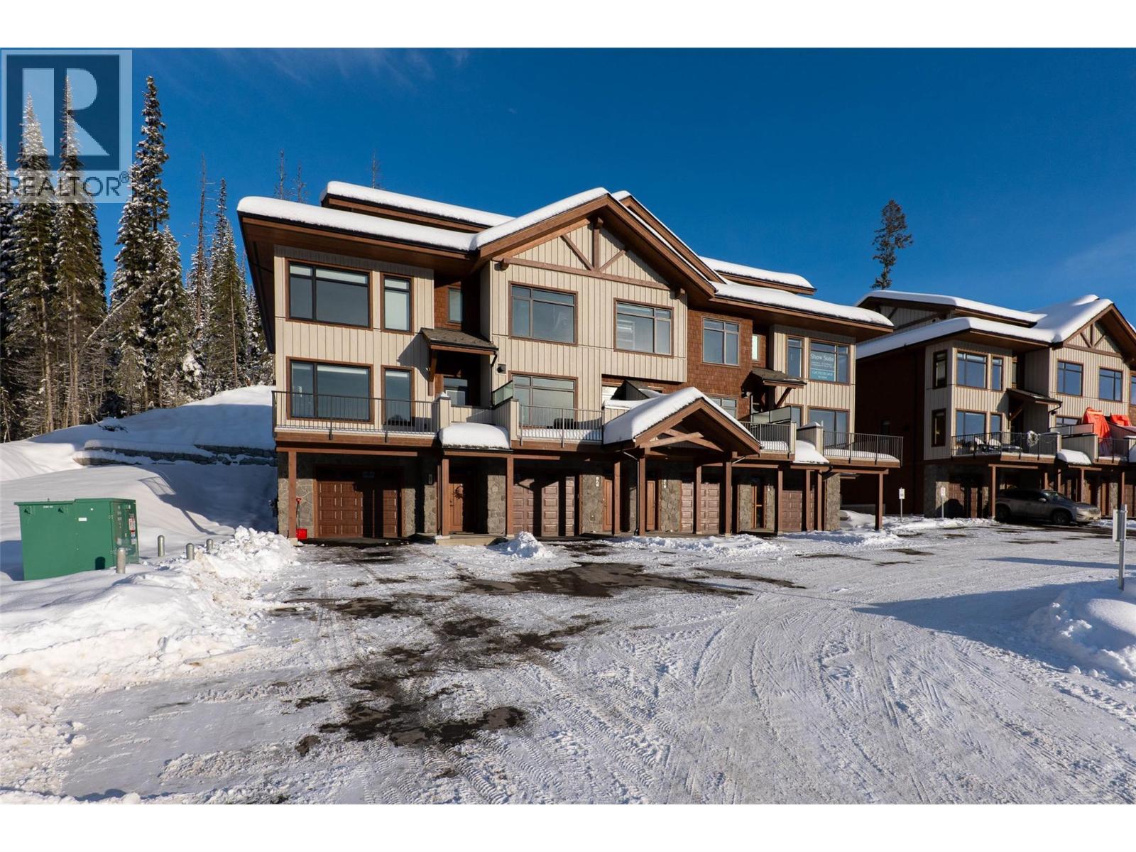 7000 MCGILLIVRAY LAKE Drive Unit# 6 Property Photo 1