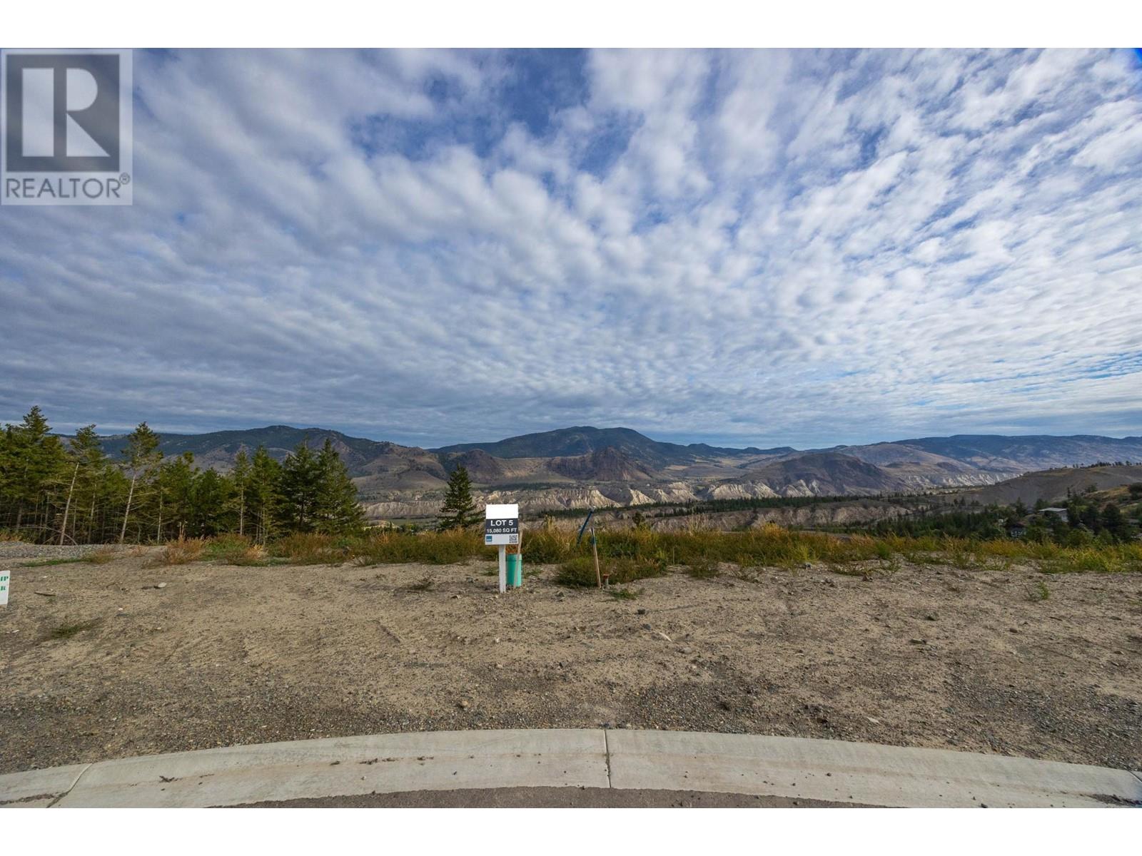 1130 Crestwood Drive Property Photo 1