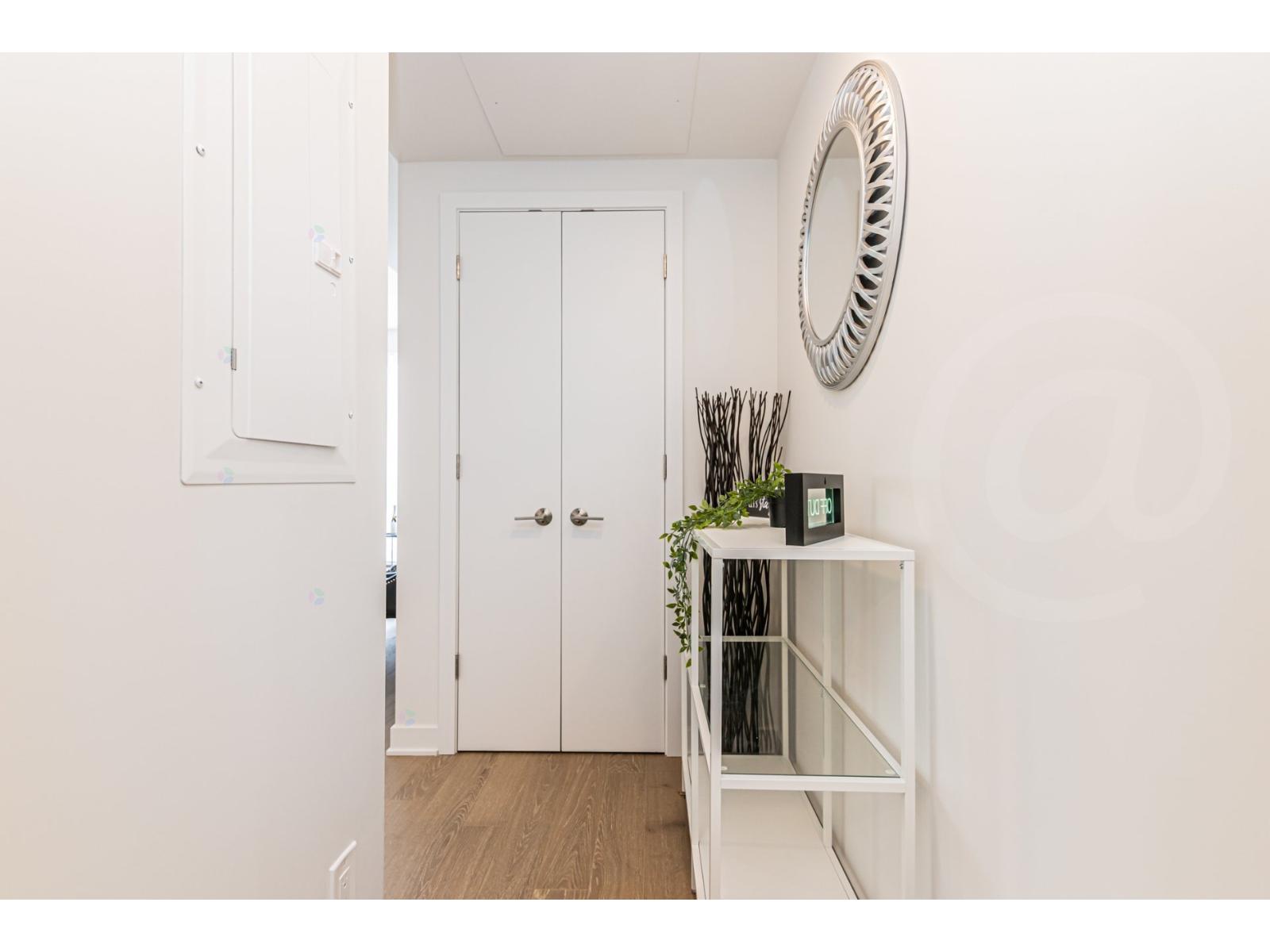 1188 Rue St-antoine O., #1110 Property Photo 33