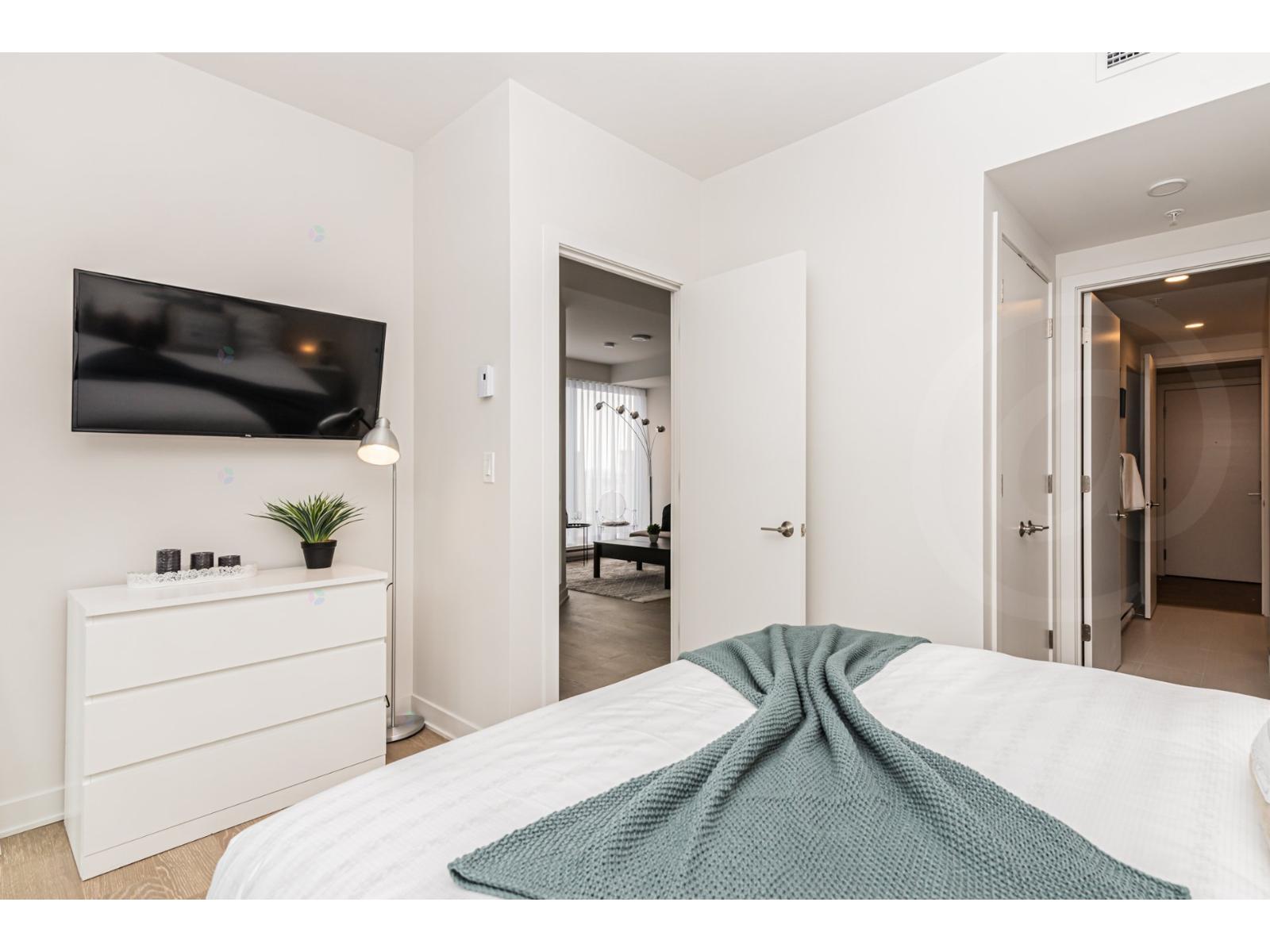 1188 Rue St-antoine O., #1110 Property Photo 38