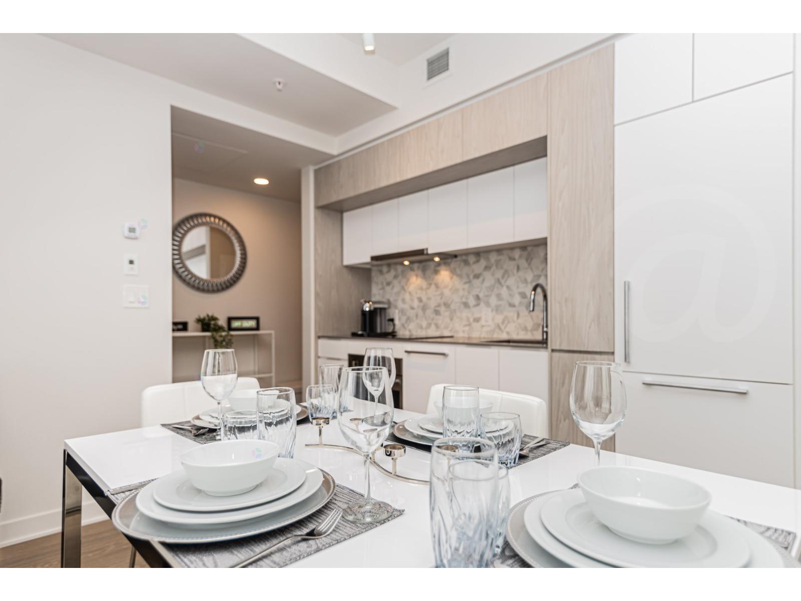 1188 Rue St-antoine O., #1110 Property Photo 53