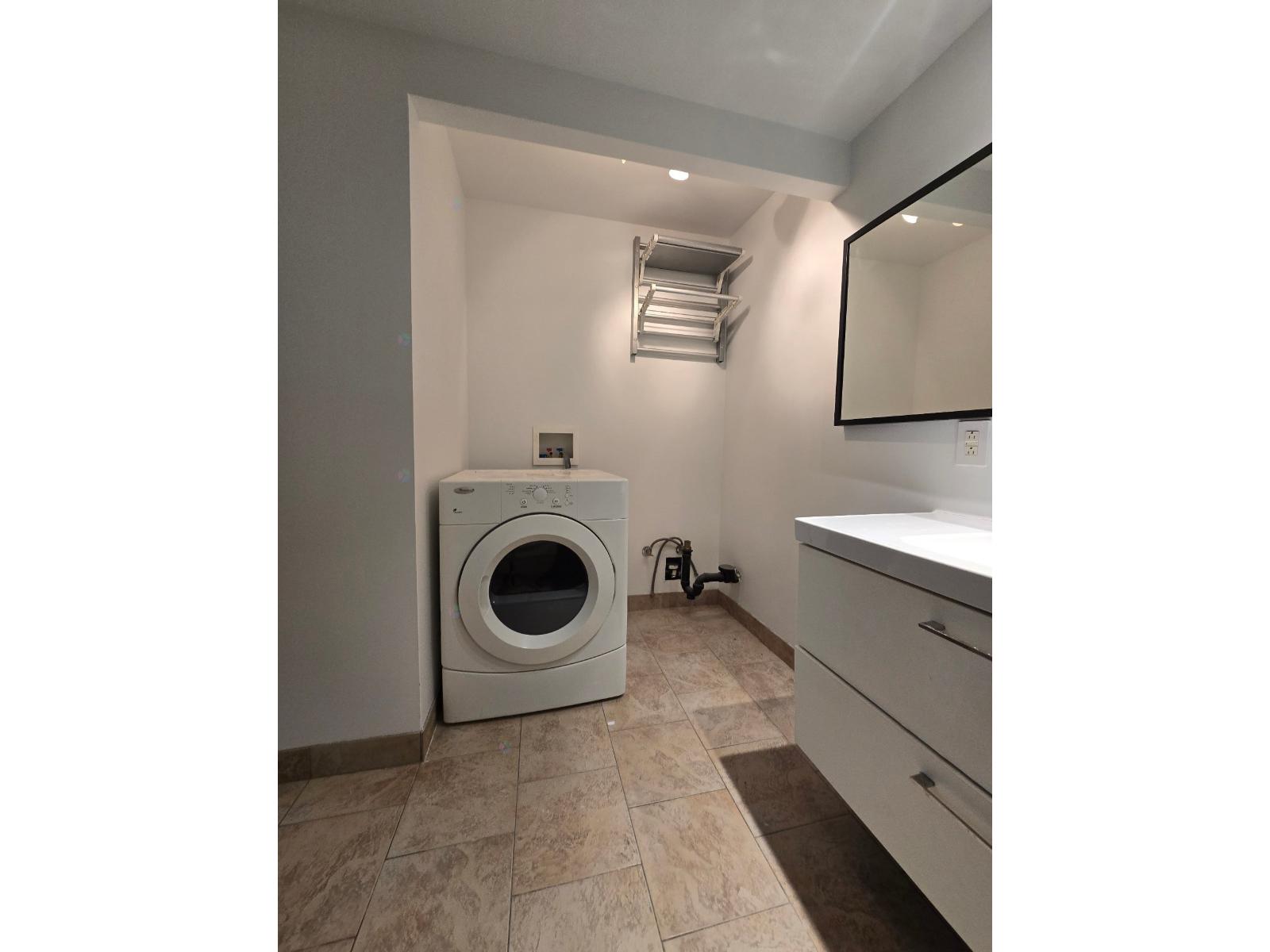 1160 Rue Louis-joliet, #a Property Photo 8