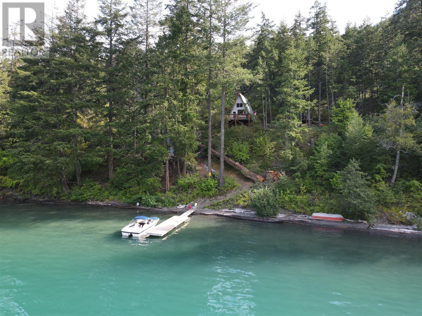 Dl 5363 Seton Lake Property Photo 1