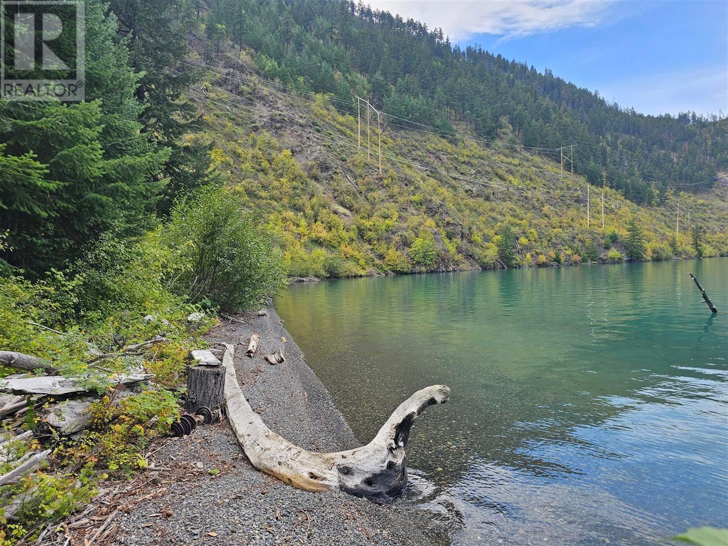 Dl 5363 Seton Lake Property Photo 5