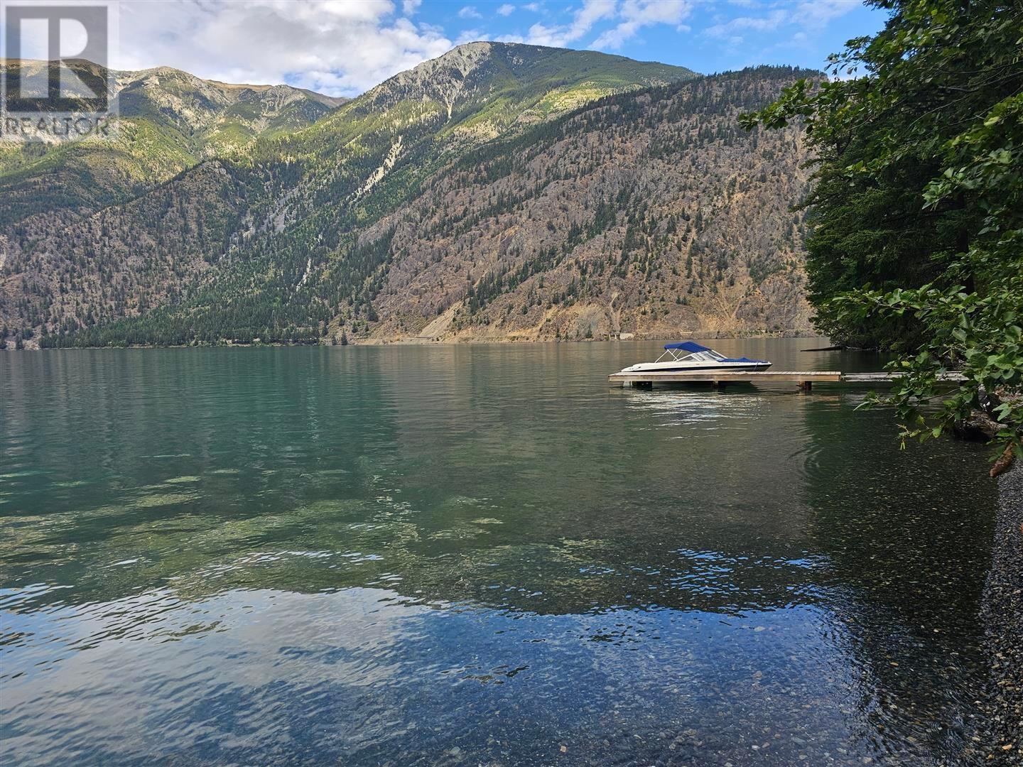 Dl 5363 Seton Lake Property Photo 6