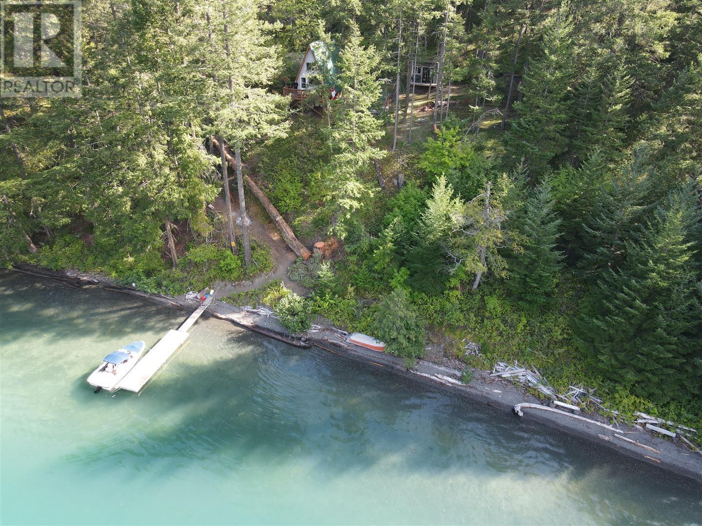 Dl 5363 Seton Lake Property Photo 8