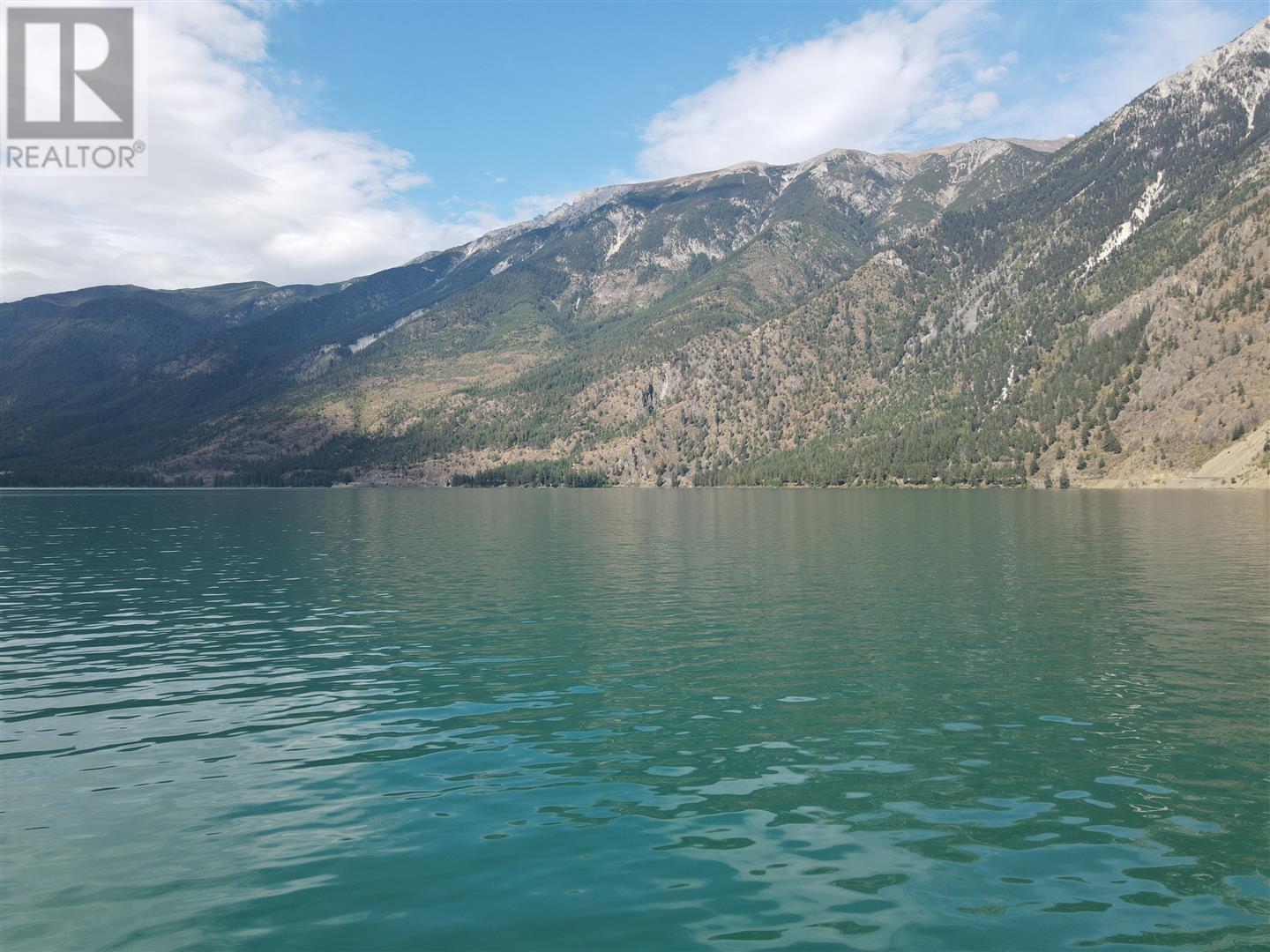 Dl 5363 Seton Lake Property Photo 14