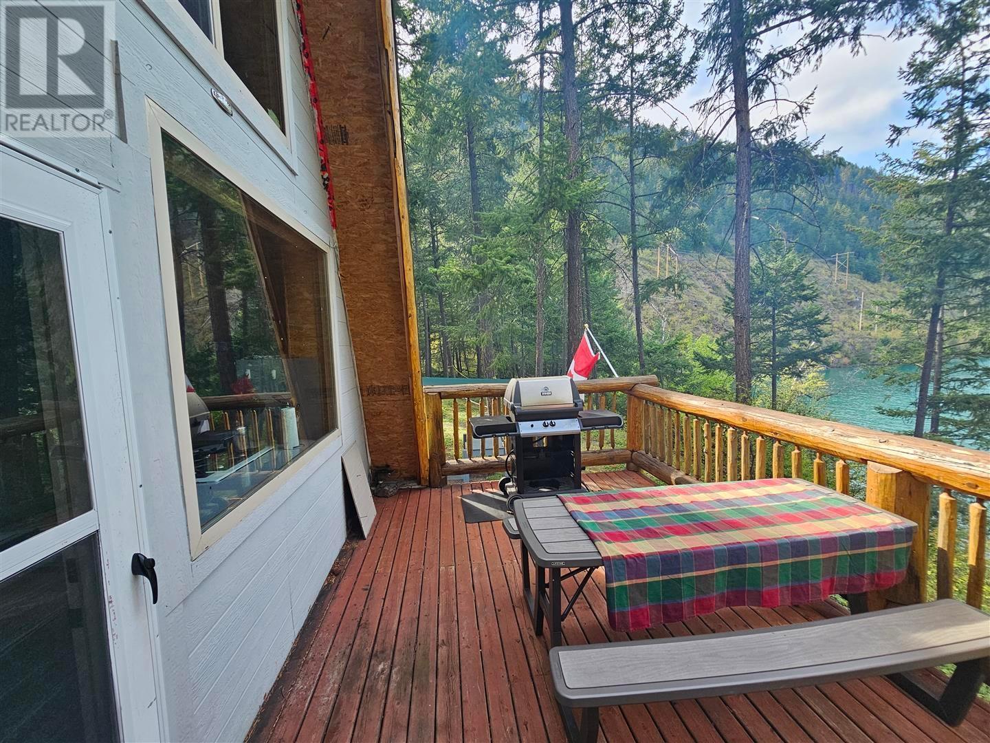 Dl 5363 Seton Lake Property Photo 16