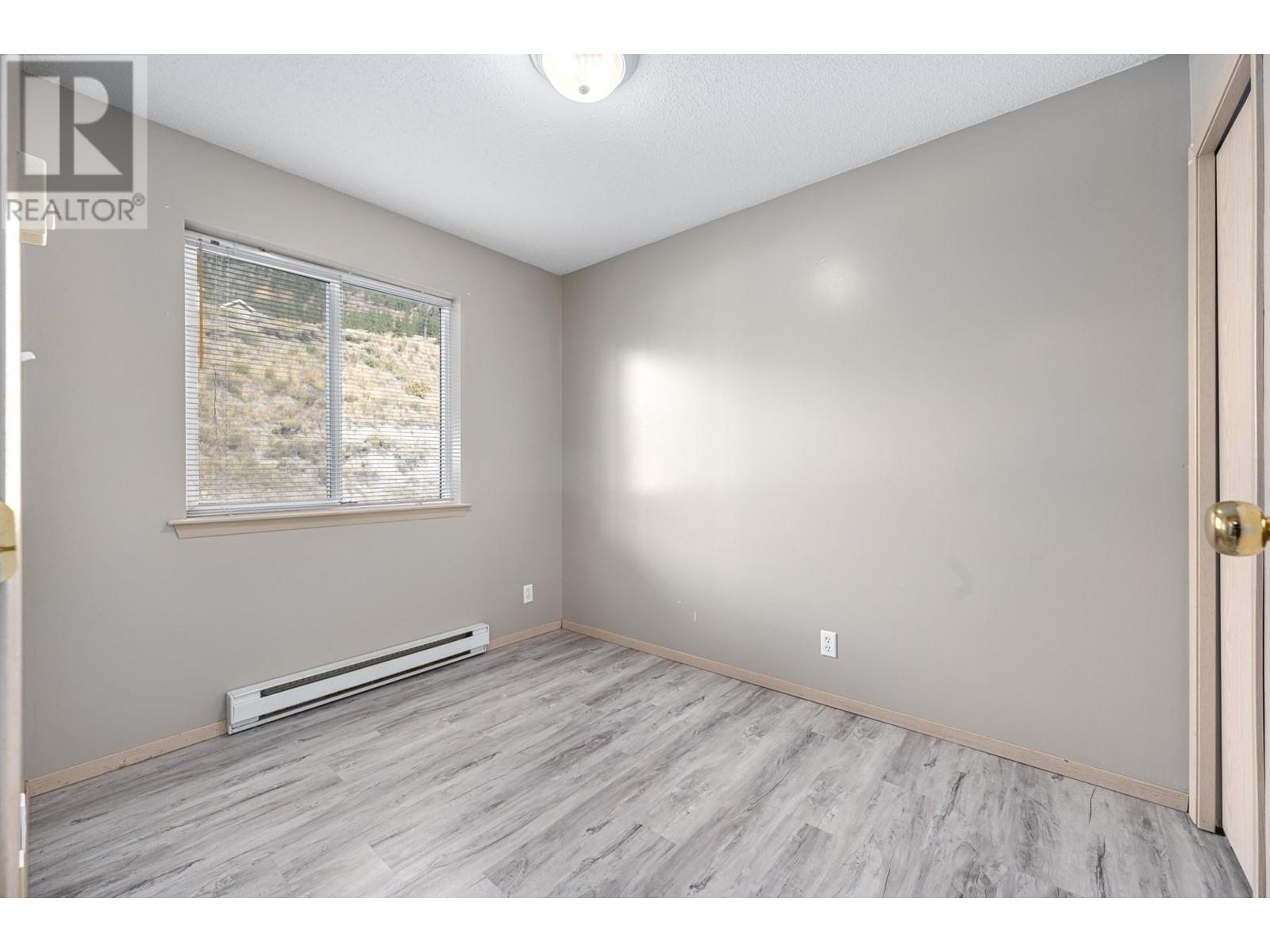 2802 Grandview Heights Property Photo 15