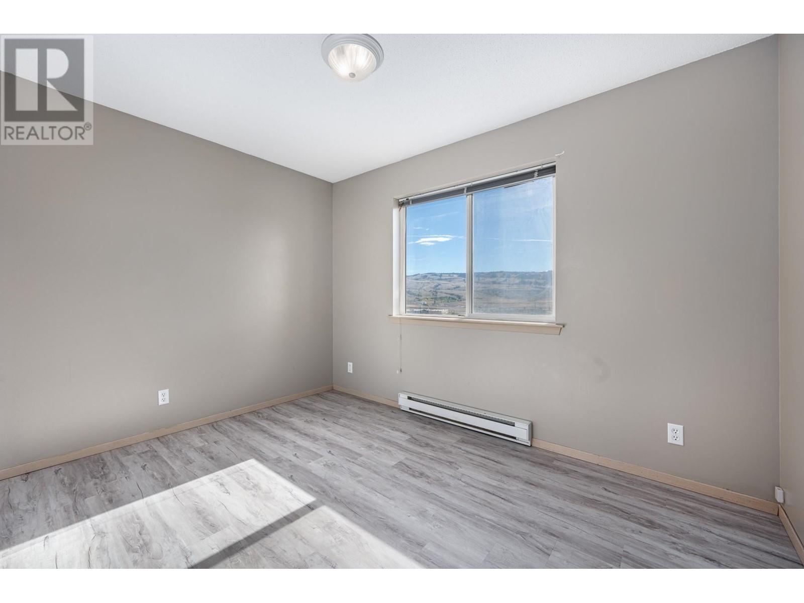 2802 Grandview Heights Property Photo 17
