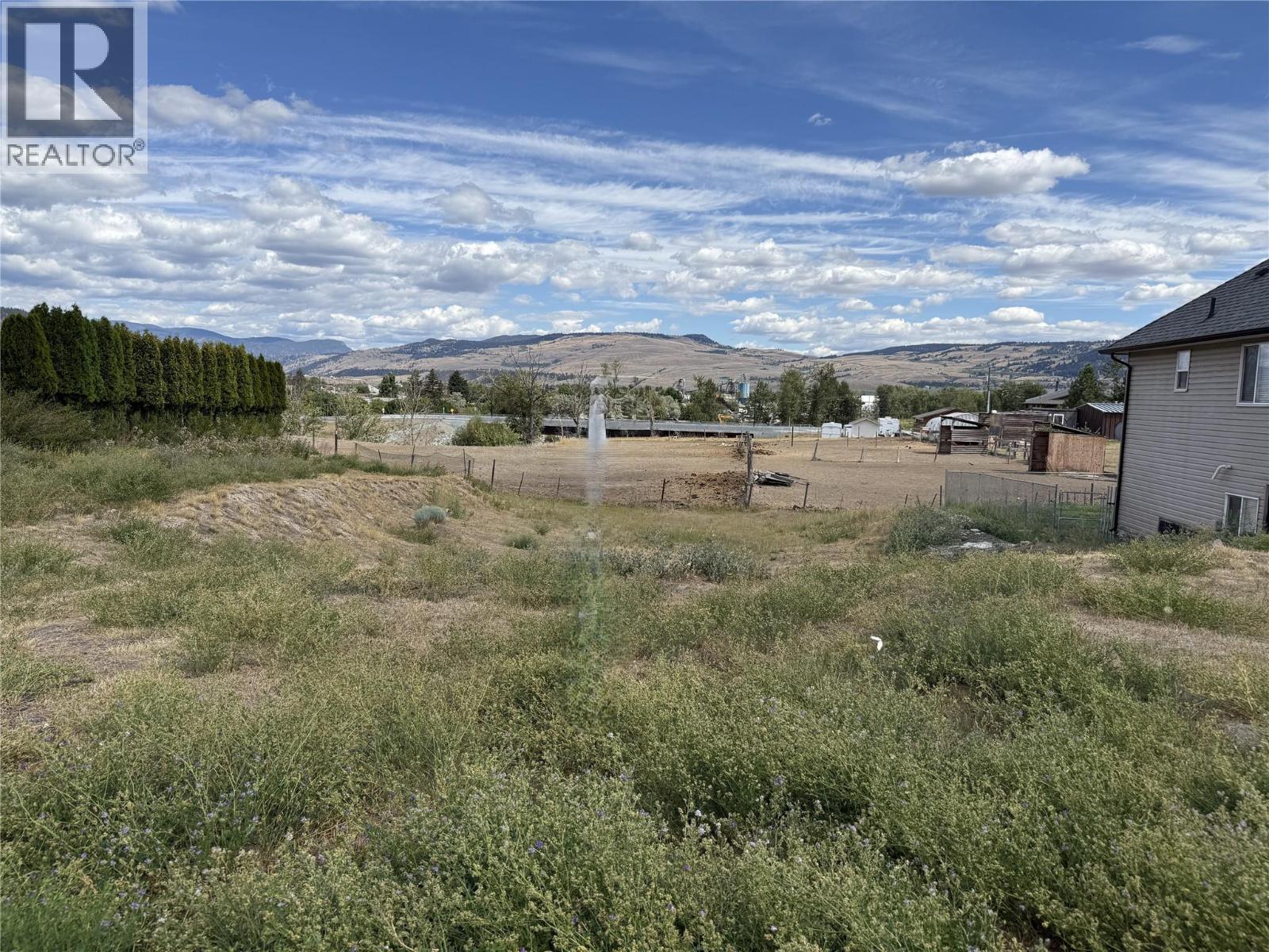 1638 Fir Avenue Property Photo 1