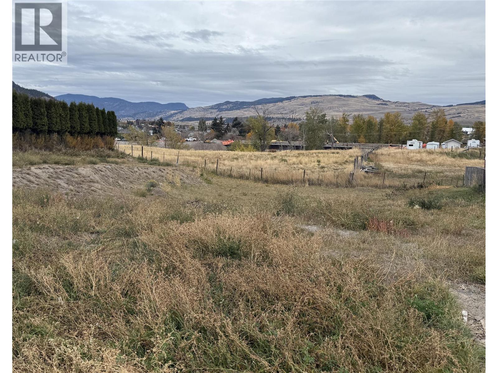 1638 Fir Avenue Property Photo 3